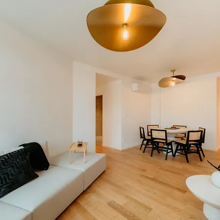 Mary Pink - No 3a - Glowing Two-bedroom Apartament Lizbona
