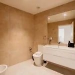 Mary Pink - No 3a - Glowing Two-bedroom Apartman Lisboa